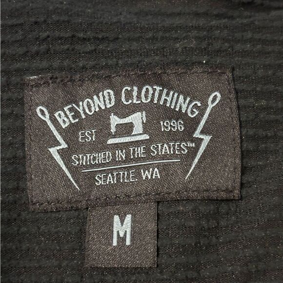 Beyond Clothing Navy Blue Soft Shell jacket - Picture 4 of 7